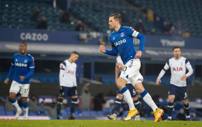 国内观众可 国内观众可