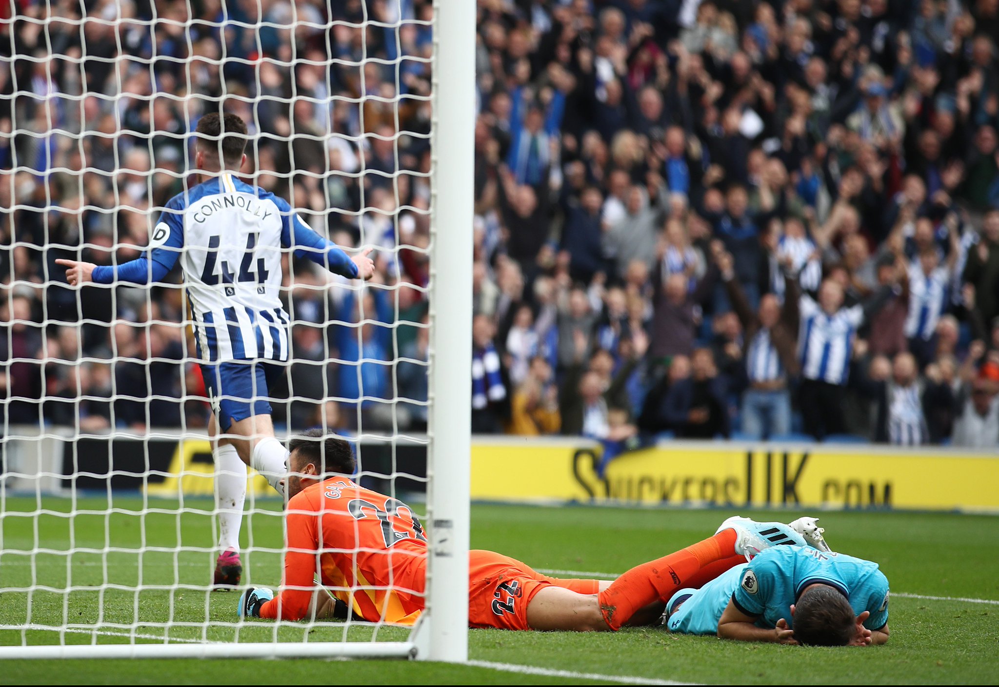 特拉作為主 特拉作為主